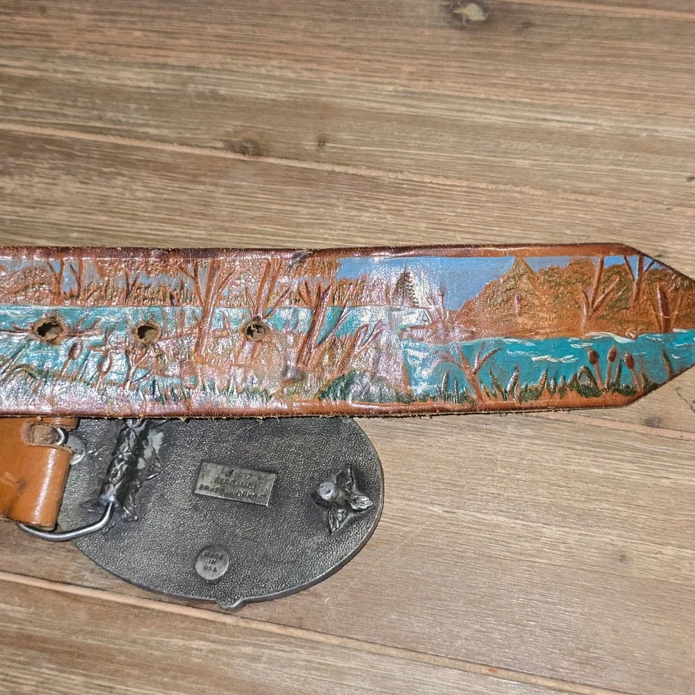 Vintage 1977 Bergamot Brass Works Bass Fishing Belt Hand Painted Leather USA